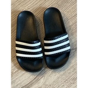 Adidas Three Stripe Slides Size 4 Men
